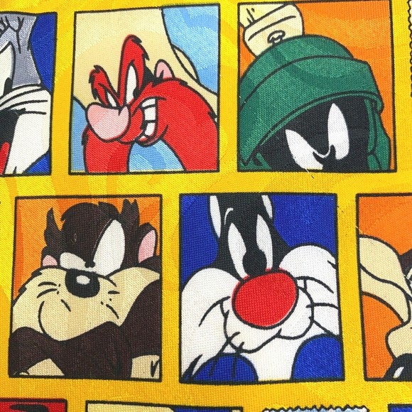 LOONEY TUNES Tie Daffy Duck Bugs Bunny Teetwy Silvester Marvin Taz Silk Necktie - Picture 4 of 11